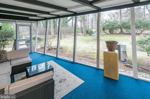 41 Manning Ln, Trenton NJ  08648-1018 exterior