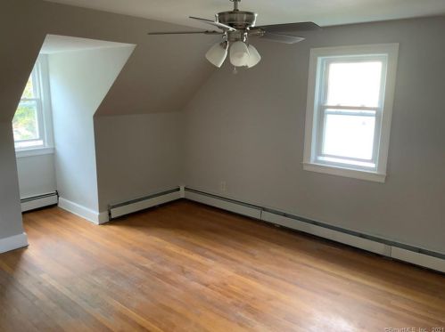 154 Pearl St, Manchester CT 06040-5309 exterior