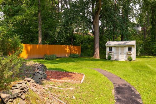 2 Tamidan Rd, Poughkeepsie NY 12601-5214 exterior