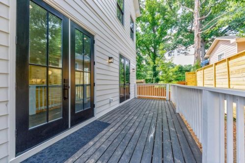 62 Montgomery St, Atlanta GA  30307-2844 exterior