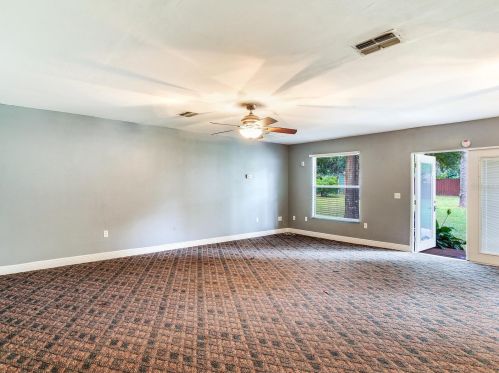 12607 51 St, Tampa FL 33619-1418 exterior