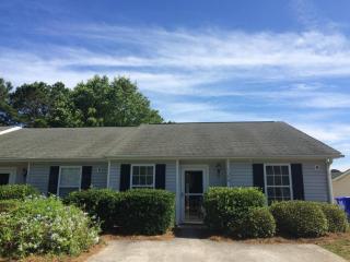 1374 Pinnacle Ln, Charleston SC  29412-8640 exterior