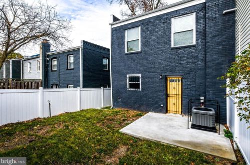 4227 Edson Pl, Washington DC  20019-8023 exterior