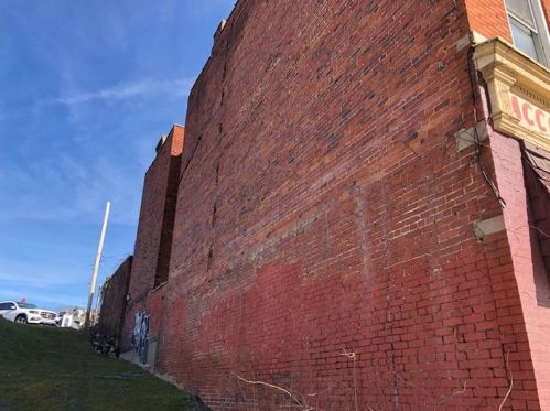 840 Ohio St, Pittsburgh PA  15212-5624 exterior