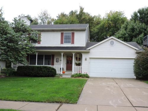 401 Brunswick Dr, Dewitt MI  48820-7107 exterior