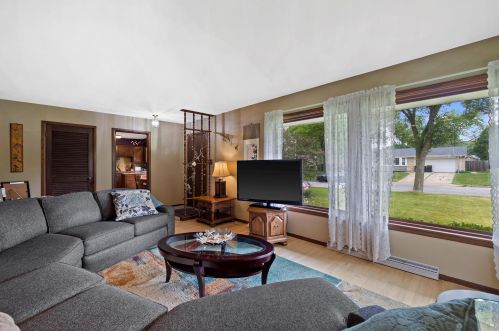 4617 109, Milwaukee WI 53225-4405 exterior