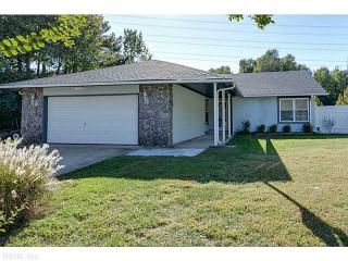 803 Arondale Cres, Chesapeake, VA 23320-3107