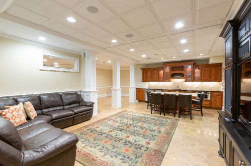 1 Park Rdg Ct, Chester NJ 07930-3016 exterior