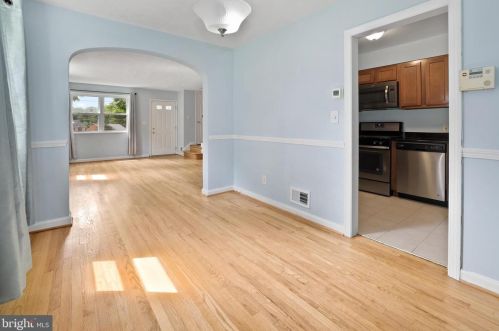 11930 Andrew Ct, Silver Spring MD 20902-1151 exterior