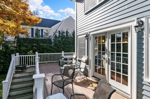 82 Day St, Newton MA 02466-2906 exterior