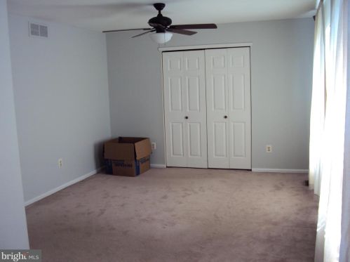 3010 Gladwyn Ave, Camden NJ 08109-3412 exterior