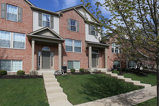 456 Belvedere Ln, Aurora IL  60502-8616 exterior