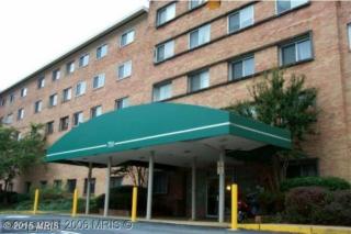 750 Dickerson St, Arlington VA  22204-2955 exterior