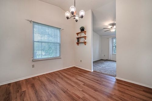 604 Meade Dr, Moon Twp PA 15108-9668 exterior