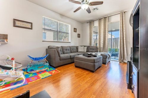 10227 Andover Pt Cir, Orlando FL 32825-2732 exterior