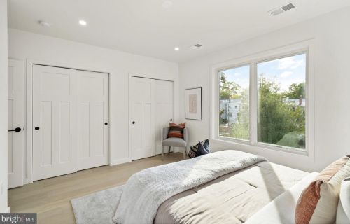 4316 2nd St, Washington DC  20011-7434 exterior