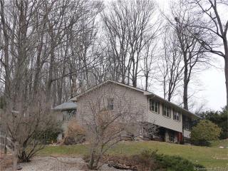 11 Tallwood Dr, Vernon, CT 06066-5925