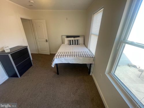 1515 16th St, Philadelphia PA  19121-4204 exterior