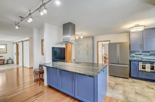 4510 Odana Rd, Madison WI  53711-1445 exterior