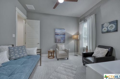 1044 Pegasus Dr, Spring Branch TX 78070 exterior