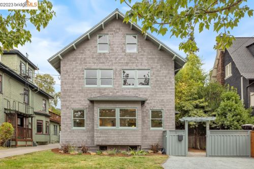 2643 Hillegass Ave, Berkeley CA 94704-3313 exterior