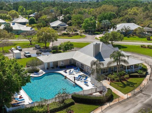 681 Little Kayak Pt, Fort Pierce FL  34983-3516 exterior