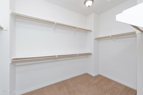 723 Forest Park Blvd, Oxnard CA 93036-5311 exterior