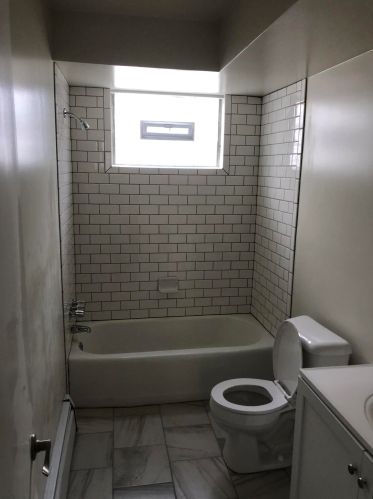 205 32nd St, Grand Rapids MI 49508-3305 exterior