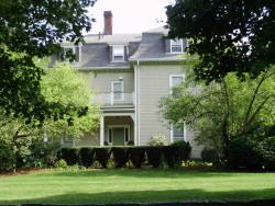 84 Grove St, Newton, MA 02466-2317