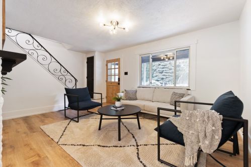 6620 Jackson St, Pittsburgh PA 15206-1764 exterior