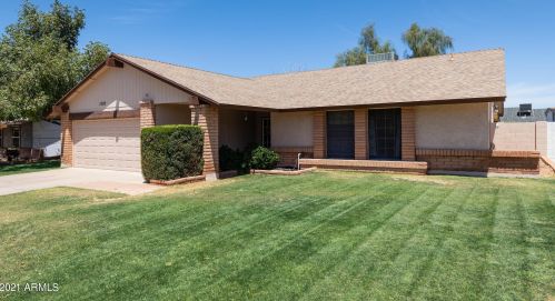 1320 Estrella Dr, Chandler, AZ 85224-2752