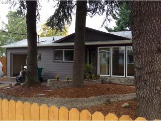 4841 84 Ave, Portland OR  97266-3106 exterior