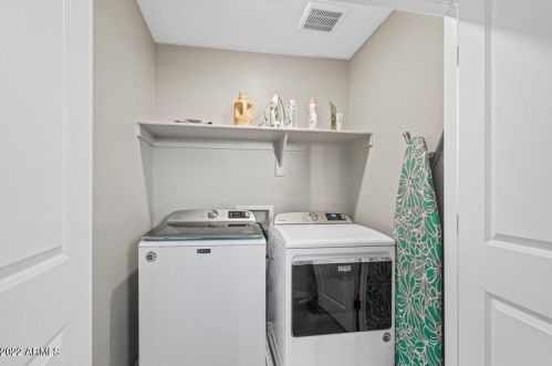 3941 79th Ln, Phoenix AZ  85043 exterior