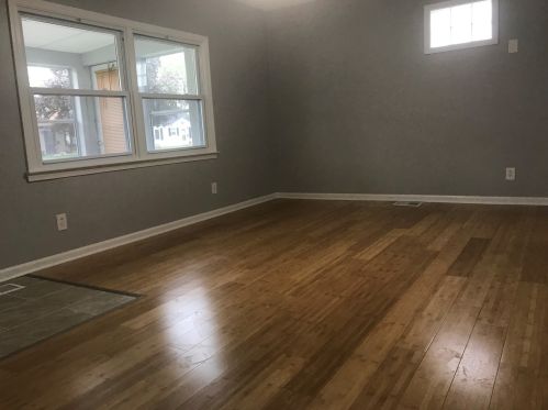 1714 Hosmer Ln, Joliet, IL 60403-2034