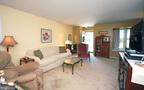 149 Wyndham Pl, Trenton NJ 08691-3130 exterior