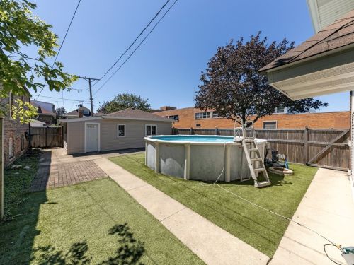 2500 59 Ave, Chicago IL 60804-2123 exterior