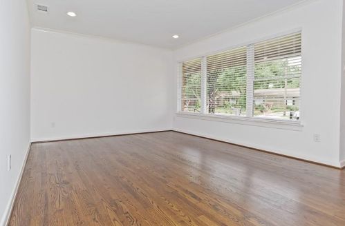 9513 Ash Creek Dr, Dallas TX  75228-3734 exterior