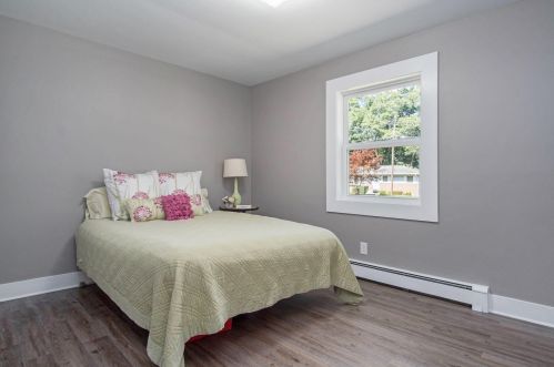 2737 Patricia Dr, Meskegon MI 49445-3240 exterior