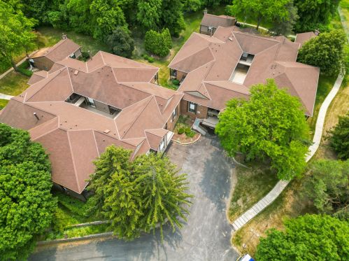 8605 Servite Dr, Milwaukee WI 53223-2539 exterior