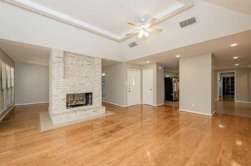 20111 Sunny Shores Dr, Humble, TX 77346-1757