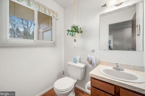 7 Abel Pl, Media PA 19063-5423 exterior