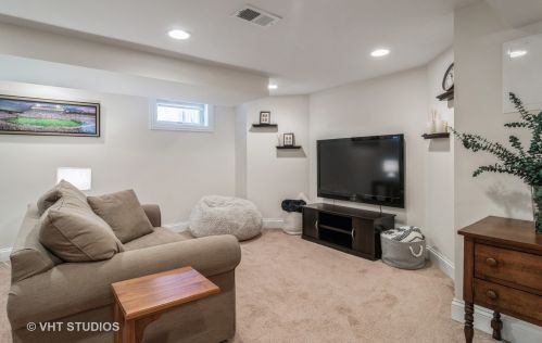 6231 Hamlin Ave, Chicago IL 60803-6241 exterior