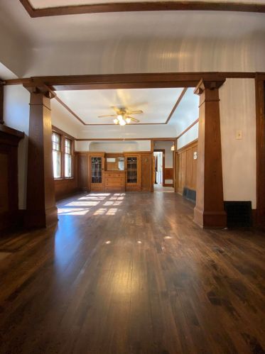 2835 37, Milwaukee WI 53215-3512 exterior