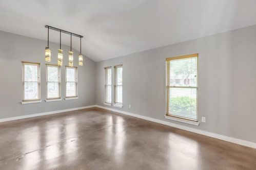 7300 Danwood Dr, Austin TX 78759-3755 exterior