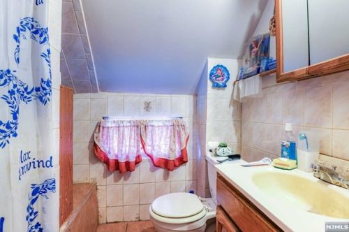 117 6 St, Paterson NJ 07508-2121 exterior