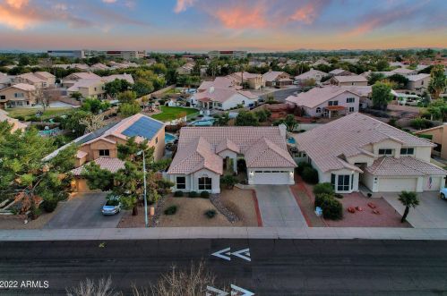 5361 Linda Ln, Chandler AZ 85226-1644 exterior