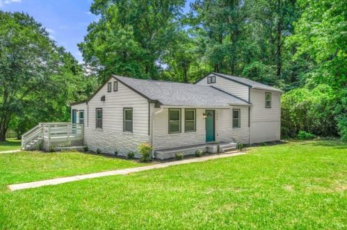 1508 Boat Rock Rd, Atlanta, GA 30331-7630