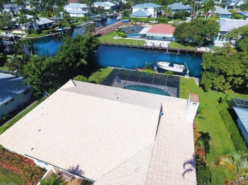 1700 Sandpiper St, Naples FL 34102-1508 exterior