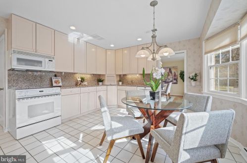 14400 Sandy Rdg Rd, Silver Spring MD 20904-5946 exterior