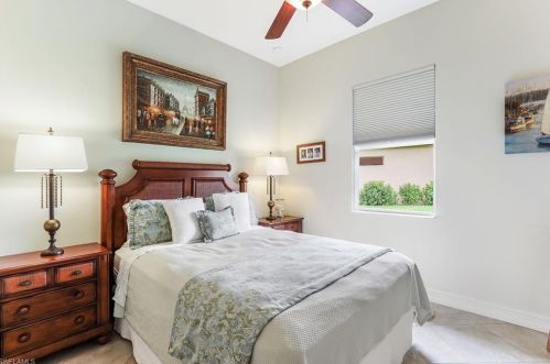 6581 Caldecott Dr, Naples FL 34113-3195 exterior